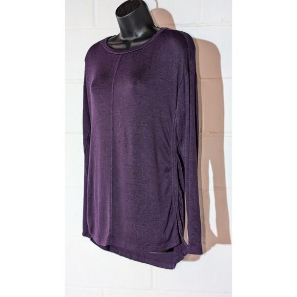 Daisy Fuentes Long Sleeve Tunic Top Basic Shirt Lightweight Sweater Medium - Picture 2 of 5